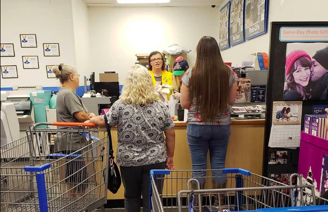 «Иисус существует» – американка рассказала о случае милосердия, заставившем очевидцев расплакаться 