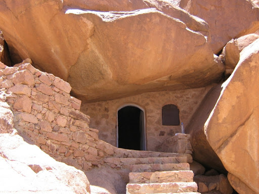 Паломничество на Синай. Глава 16. Пещера святого Иоанна Лествичника, игумена Синайского 