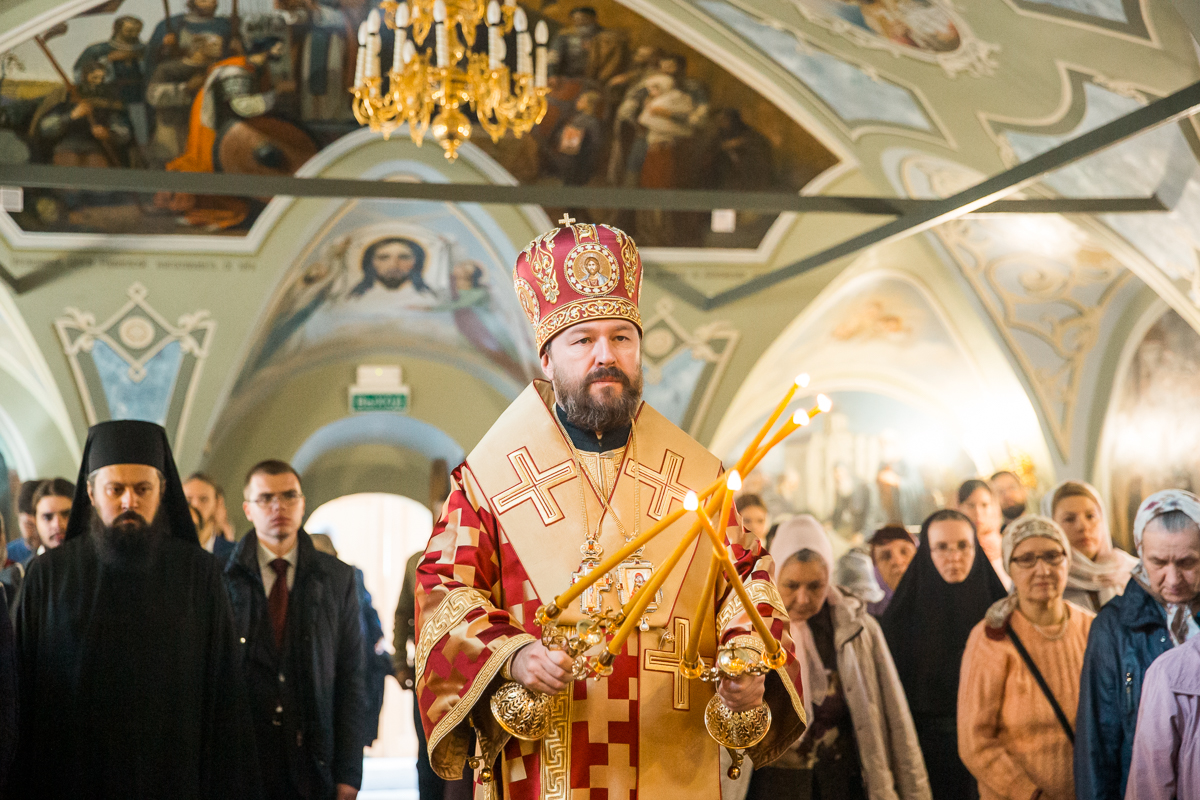 О православном богослужении. 10 тезисов митрополита Илариона 