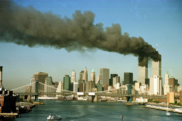 Почему Бог не пресекает зло? Разве не мог Он остановить теракт 11 сентября 2001 года, когда погибло три тысячи человек? 
