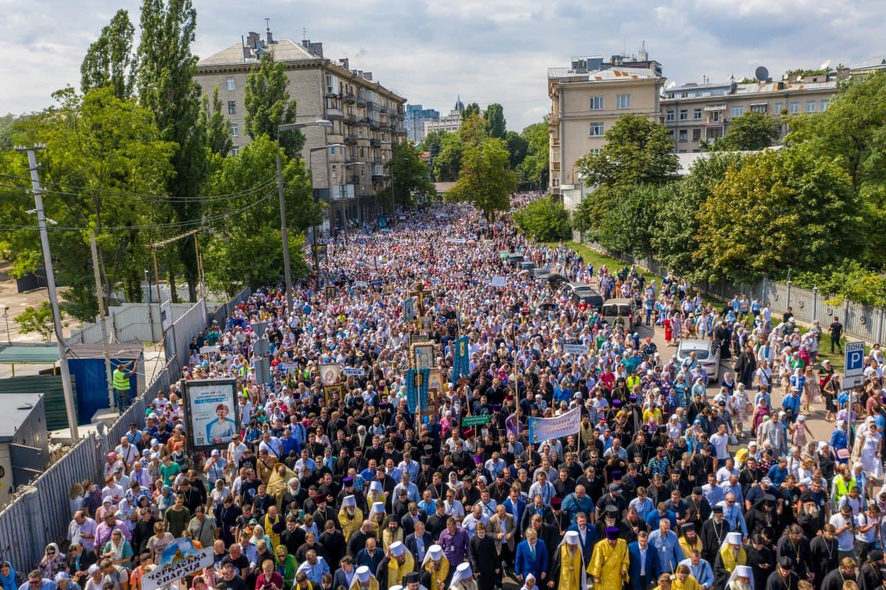 Митрополит Иларион: Крестный ход в Киеве продемонстрировал, что Украинская Православная Церковь — самая многочисленная конфессия Украины 
