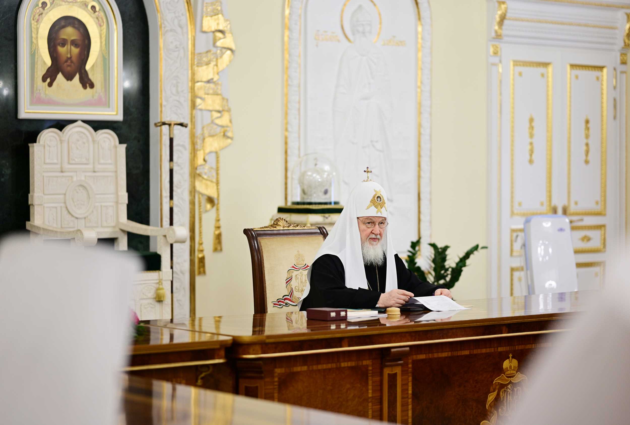 Патриарх Московский и всея Руси Кирилл на заседании Синода