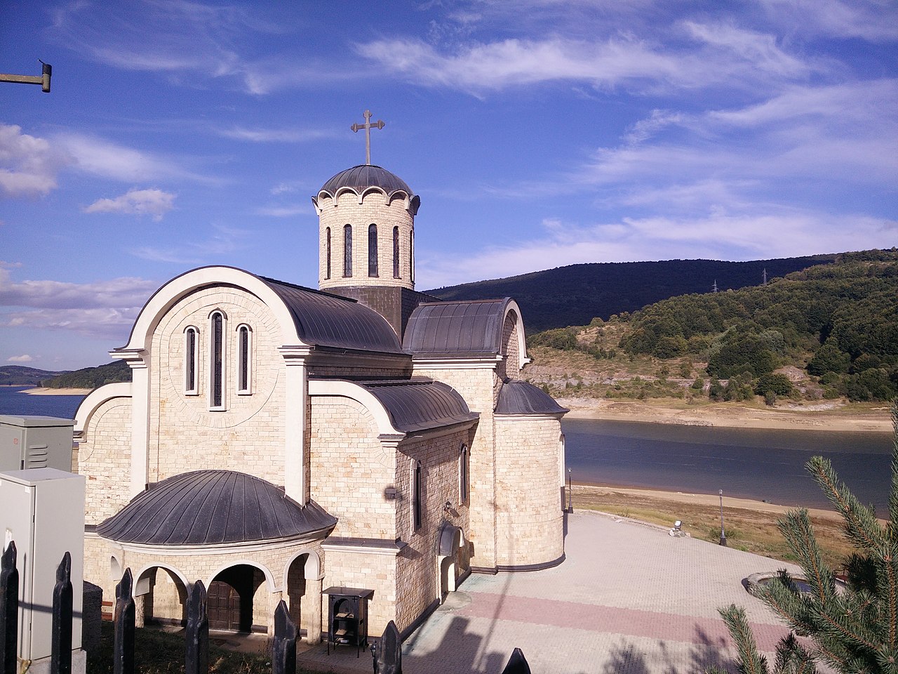 Православная церковь в национальном парке Маврово, Севераня Македония