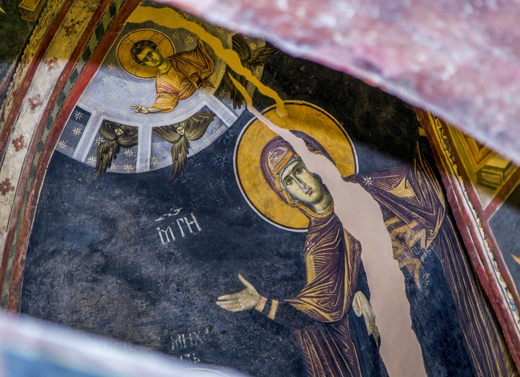 Христос Эммануил и Пресвятая Богородица. Фреска монастыря Грачаница, Косово и Метохия, Сербия. Около 1320 г.