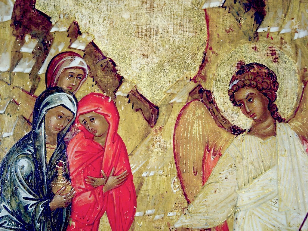 Ангел Господень возвещает женам-мироносицам о Воскресении Христовом. Икона. Тверь, вторая четверть XV века. Фрагмент