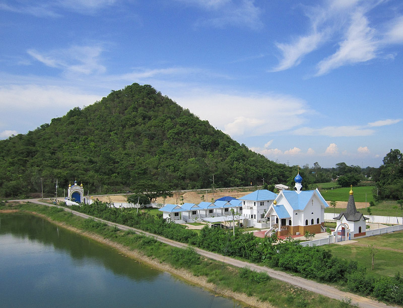 Свято-Успенский православный монастырь в Ратчабури, Таиланд