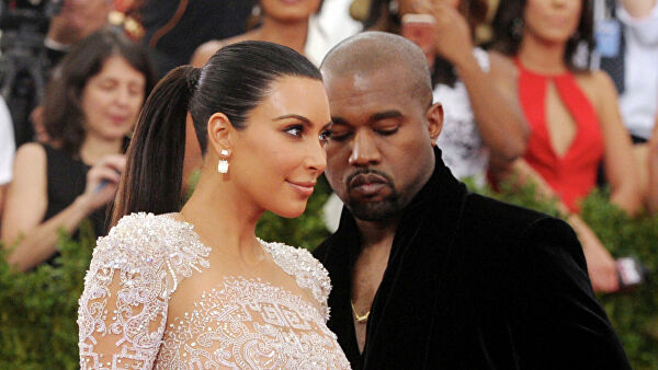 Рэпер Канье Уэст с женой