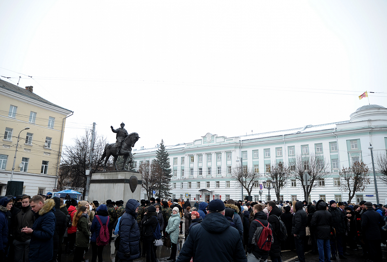 площадь михаила тверского 5 тверь. пл. площадь святого благоверного тверь. площадь святого благоверного тверь. тверь михаил тверской.